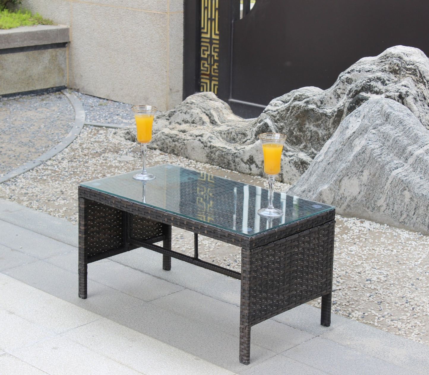 Outdoor Patio Coffee Table with Clear Tempered Glass